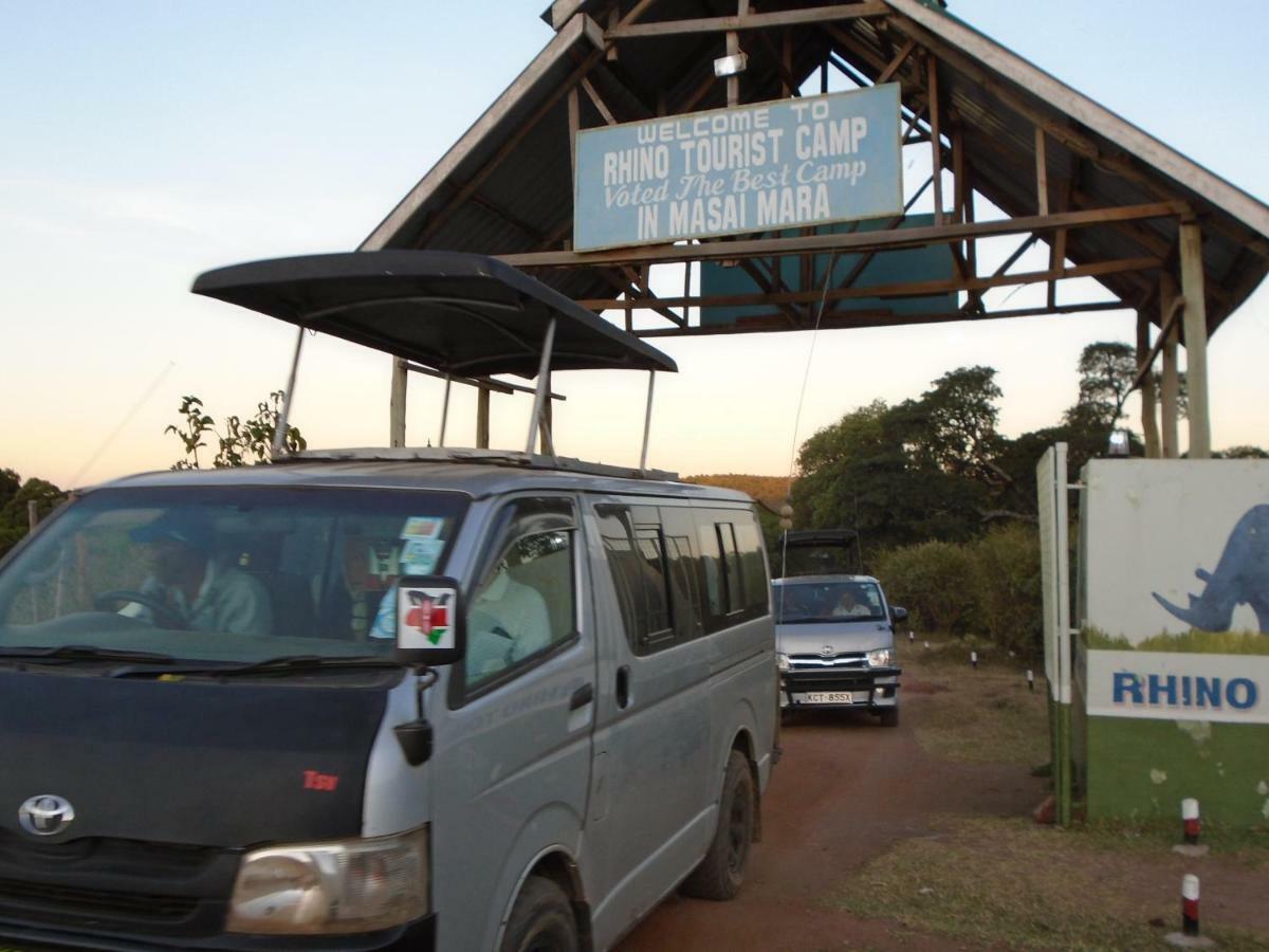 Rhino Tourist Camp Hotel Ololaimutiek Kültér fotó